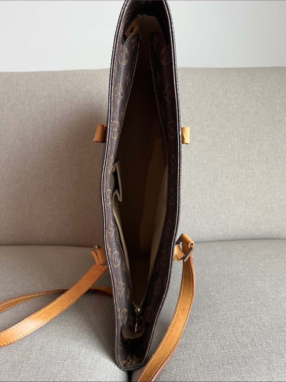 Louis Vuitton | Monogram Luco Tote Bag - Picture 13 of 16